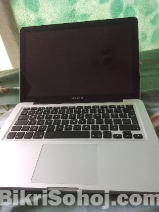 Apple Macbook